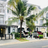 Bán Nhà Phố La Villa Ngay Mặt Tiền Đường Hùng Vương, Tân An. Giá Bán 3.5 Tỷ