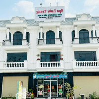 Bán Shophouse Rich Home Bàu Bàng, 3,4 Tỷ, 100M2, 3 Phòng Ngủ 4 Vệ Sinh Mặt Tiền 25M