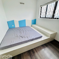 Bán Gấp, C/C Bàu Cát Ii, 74M2 - 2 Phòng Ngủ Sổ Hồng, Thang Máy, Tặng Nội Thất Giá Bán 3.35 Tỷ Tl/ 0981674683