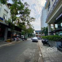 Nhà Phố Hưng Phước Có Hầm Và Thang Máy Đang Cho Thuê Bán Giá Tốt