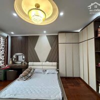 Nhà Đẹp Mặt Phố Kinh Doanh Đỉnh, Thọ Lão, Lò Đúc 42/55m, 7 tầng, mt 5.8m, giá 32 tỷ.