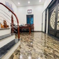 Lô Góc - Ngõ Thông - Ô Tô Đỗ Cổng - 2 Nhà Ra Phố - Dân Xây- Vị Trí Siêu Đẹp - Đội Cấn - Ba Đình