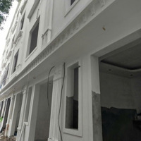 Cần Bán Gấp, Full Nội Thất,Mới, Đẹp, Căn Góc, Xe Con Đậu Trong Nhà 35M2, 5 Tầng