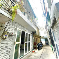 Ngay Lê Bình P.4 Tân Bình - Hẻm Thông - Sát Mặt Tiền - Ngang 4M - Nhỏ Xinh Gia Đình Ở - Chỉ 2.5 Tỷ