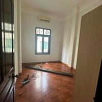 BÁN NHÀ ĐẤT ĐỘI CẤN –BA ĐÌNH DT 44M MT 4M 3 TẦNG GIÁ CHỈ 5.5 TỶ 100M RA PHỐ