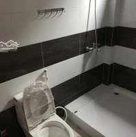 Ngang 6M Chia Làm 2 Căn, Sátmặt Tiềntrần Xuân Soạn, Doanh Thu 20 Triệu/ Tháng