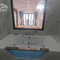 Bán Nhà Mặt Phố 52M2, 22,2 Tỷ Tại Phường Giáp Bát, Hoàng Mai, Hà Nội, Thang Máy, Ô Tô Tránh.