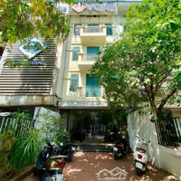 Mặt Phố Hoàng Cầu - Đống Đa - Không Quy Hoạch - 120M - 35 Tỷ