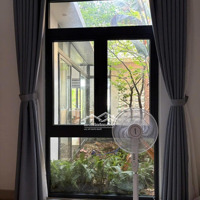 Bán Nhà 2 Tầng Hòa Liên, Thiết Kế Gỗ Tự Nhiên, 2 Sân Vườn, Sân Thượng, Không Gian Xanh Lý Tưởng.