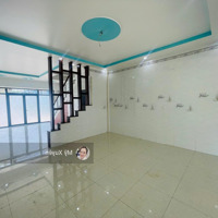 Bán Căn 3 Tầng Kđt Oasis, Bến Cát, Nhà 2 Mặt Tiền, Đã Hoàn Thiện 3 Phòng Ngủ 4 Vệ Sinh Sổ Sẵn, Công Chứng Ngay