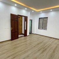 Nhà Xây Mới Phố Pháo Đà Láng - 6 Tầng Thang Máy - Lô Góc - Thiết Kế Hiện Đại