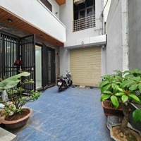 Cần Bán Gấp Nhà Phố Thạch Bàn, Gần Chợ Thạch Bàn, 5,5 Tầng,Diện Tích48,5M2,Mặt Tiền4,55M, 3 Phòng Ngủ Có Thang Máy