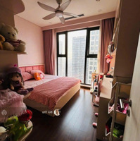 Bán Căn Hộ 3Pn- 2 Vệ Sinh82M2 Full Nt, Sẵn Sổ Toà Masteri West Heights Vinhomes Smart City