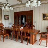 BDS  HVL CHO THUÊ VILLA HỒ BƠI Q2 582 M2 6PN GIÁ 130 TRIỆU/TH