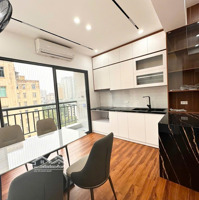 Bán Gấp Căn Hộ 2 Phòng Ngủ- Vị Trí Trung Tâm Trung Hoà - Nhân Chính