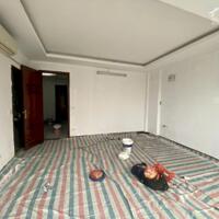 Cho thuê nhà LK mới thông sàn thang máy ngõ 1 Đỗ Nhuận. DT 120m x 6 tầng, mt 8m. Giá 48tr.