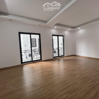Bán Nhà Ngọc Trì Long Biên 40M², 5 Tầng Mới, Ô Tô Đỗ Gần Aeon Mall Giá Chỉ Nhỉnh 6 Tỷ, Hiếm,Ngon!