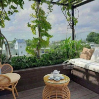 Bán Nhà Phố 1 Trệt, 2 Lầu Hoàn Công Đầy Đủ Trong Khu Compound