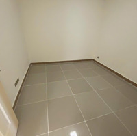 Bán 97M2 3Pn 2 Vệ Sinhnhà Trống 2,560 Tỷ Cực Kỳ Rẻ Tại Đức Khải Xem Nhà Liên Hệ Em Ngay 0833393394