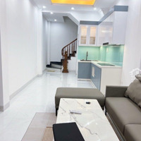 Trại Cá Nhà Đẹp Mới Tinh,Ở Ngay,Trung Tâm Hai Bà Trưng