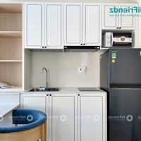 1 Phòng Ngủban Công Tách Bếp - Thang Máy + Mặt Tiền + Oto Tận Nhà - Full Nt Cao Cấp, Đang Set Up Thần Tốc!