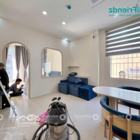 1 Phòng Ngủban Công Tách Bếp - Thang Máy + Mặt Tiền + Oto Tận Nhà - Full Nt Cao Cấp, Đang Set Up Thần Tốc!