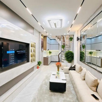 Bán Nhà Lạc Long Quân, Hơn 5 Tỷ, Nhà Đẹp Lung Linh, Gần Phố, Ngõ Đẹp, Gần Hồ Tây