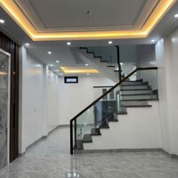 NHÀ 3 TẦNG - TRUNG TÂM ĐỒNG HOÀ - SÂN CỔNG RIÊNG - XÂY MỚI 100% - NGÕ Ô TÔ - BÌA HỒNG