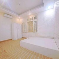 Bán nhà phân lô Đầm Trấu, Hai Bà Trưng 56m, 5T, MT 4.1m, vỉa hè, ô tô, KD, giá 24 tỷ. LH: 0366051369
