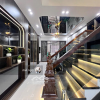 Bán Nhà Đường Láng, Oto Vào Nhà, Ngõ Thông Rộng Thoáng, 42M Ô Chờ Thang Máy, Ở Sướng Giá Tốt