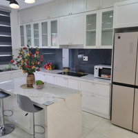 Bán Nhà Mặt Phố 3 Phòng Ngủ 4 Vệ Sinhtại Nguyễn Hữu Cảnh, Tân Uyên, Bình Dương, Giá Siêu Hời 3,6 Tỷ