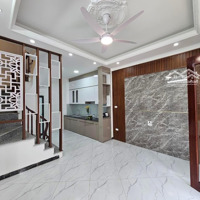 Bán Nhà Trung Tâm Hoàng Mai,Diện Tích33M X 5Tầng,Mặt Tiền4M, Nhỉnh 6Tỷ Tí Ti, Trước Nhà 3M, Gần Ô Tô Tránh
