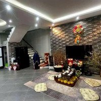 Bán Nhà Phố Thanh Nhàn , Phân Lô Ôtô Tránh .Diện Tích80M -Mt 6M - Giá Chào 22 Tỷ ( Cócó Thương Lượng)