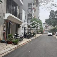Bán Nhà Phân Lô, Vỉa Hè, Ôtô Tránh, Hoàng Quốc Việt, Cầu Giấy 60M2 5 Tầngmặt Tiền4M 18 Tỷ