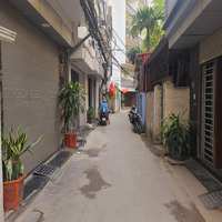 Bán Nhà Ngõ 603 Lạc Long Quân : 55M2 5 Tầng -Mặt Tiền4M - Ngõ Thông To Rộng - Nhà Đẹp.