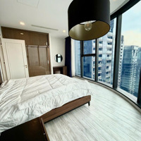 Cho Thuê Cc 4 Phòng Ngủvòng Cung, Đẹp Xuất Sắc Tại Vinhomes Golden River Ba Son, $4000