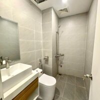 CĂN HỘ 35m2 BAN CÔNG THANG MÁY MỚI 100% GIÁP QUẬN 3