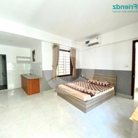 Căn Hộ Dịch Vụ Cửa Sổ Trời, Thang Máy, Bãi Xe Rộng Rãi Ở Đường Bãi Sậy Q6