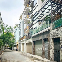 Tuyệt Phẩm-Tây Hồ-Phân Lô-5 Tầng Thang Máy- 2 Thoáng - Gara-Ôtô Tránh- 92M2-5 Tầng -Mt:6M- 33.3 Tỷ