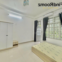 Chdv Đầy Đủ Nội Thất Ngay Công Viên Làng Hoa