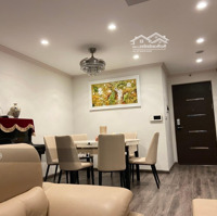 Cho Thuê Căn Góc 3 Phòng Ngủ 2 Vệ Sinh Nội Thất Đẹp, Chung Cư Hong Kong Tower, Cạnh Tòa Icon 4