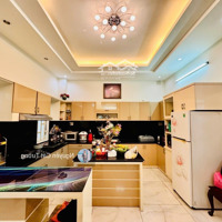 Bán Nhà Đường Thích Quảng Đức _4 Tầng_ (7*18)_ Đường 8M Oto Tránh_ Tặng Full Nội Thất.