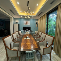 Cần Bán Nhanh Biệt Thự Vườn Tùng. Diện Tích: 500M2.Đã Hoàn Thiện Siêu Vip.giá Bán 53 Tỷ (Bao Phí,Có Tl).