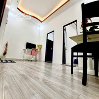 Căn Hộ Mới 100%, 2 Phòng Ngủ, Có Ban Công, Cửa Sổ Trời Thoáng Mát, Full Nt Mới Đường Lê Quang Định
