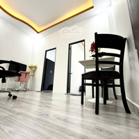 Căn Hộ Mới 100%, 2 Phòng Ngủ, Có Ban Công, Cửa Sổ Trời Thoáng Mát, Full Nt Mới Đường Lê Quang Định