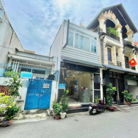 Chính Chủ Bán Nhà Hẻm Rộng 8M Khu Đường Tân Hương - Diện Tích: 4X20M - Vị Trí Rất Đẹp - Giá: 7,9 Tỷ