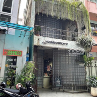 Villa Cổ Điển Góc Sân Vườn Khu Văn Phòng Phan Tôn Giữa Trung Tâm Quận 1
