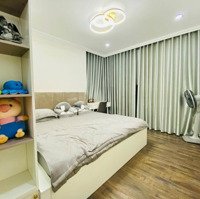 Chính Chủ Cho Thuê Căn Hộ Golden Land, 3 Phòng Ngủ Full Đồ 130M2