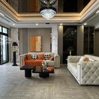 Căn Hộ 4 Phòng Ngủ 4 Vệ Sinhtại Royal City, Đường Nguyễn Trãi, Thanh Xuân, Hà Nội, Giá Siêu Hời 28,5 Tỷ