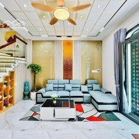 Nhà Hẻm Cần Bán Đ.nhật Tảo Q11. 38,7M2/3Tỷ250. Hẻm Ô Tô. Nhà Có Hđ Thuê 10 Triệu/Tháng.